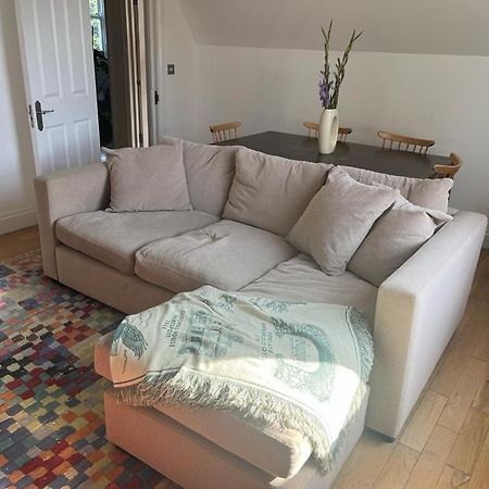 2 Bedroom Top Floor Flat, West Dulwich Free Street Parking 伦敦 外观 照片